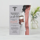 White Coat Médicale School Graduation Invitation (Debout devant)