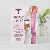 White Coat Médicale School Graduation Invitation (Debout devant)