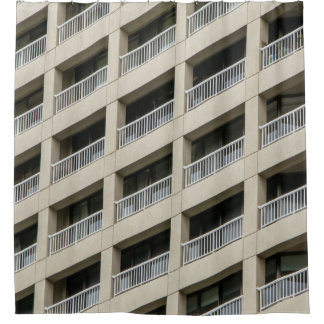 White concrete building during daytime douchegordijn