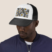 White Daisies Trucker Pet (In situ)