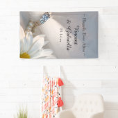White Daisy Elegance Wedding Spandoek (Insitu)