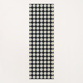 White Daisy Floral Pattern on Black Yogamat (Voorkant)