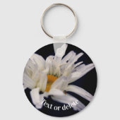 White Daisy Flower Personalized Sleutelhanger (Voorkant)