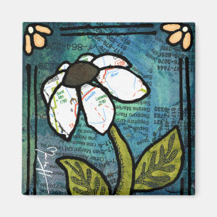 White Daisy on Blue Background - Collage Magneet