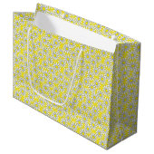 White Daisy Pattern on Yellow Large Gift Bag Large Cadeautasje (Voorkant Gekanteld)