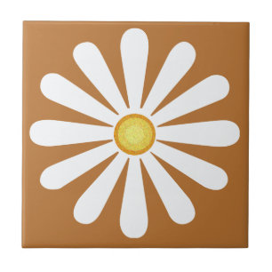 White daisy, yellow center, op koper tegeltje