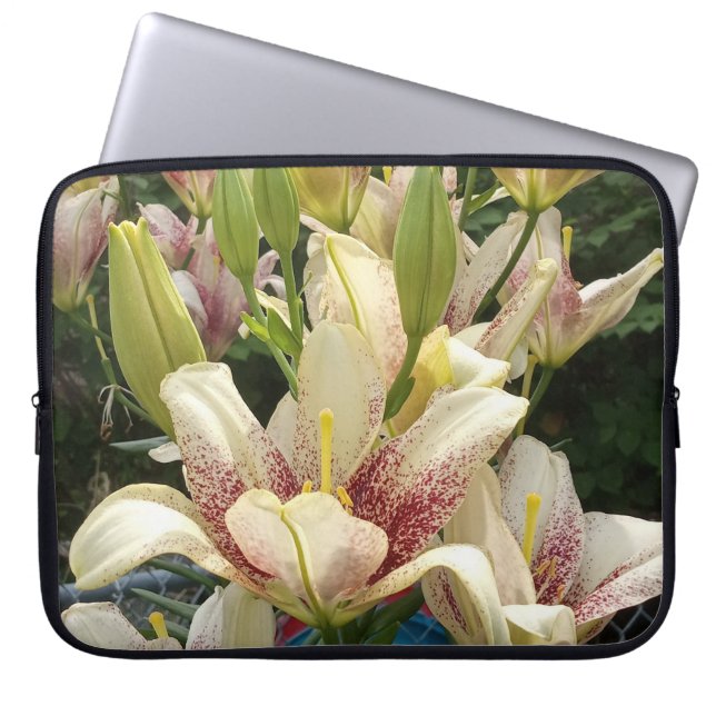 White Daylilies Laptop Sleeve (Voorkant)