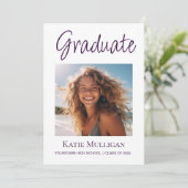 White Deep Paarse Afstuderen Aankondiging Foto (Staand voorkant)