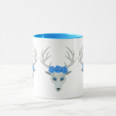 White Deer Head Vibrant Blue Eyes Antlers Rozen Mok (Midden)