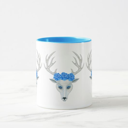 White Deer Head Vibrant Blue Eyes Antlers Rozen Mok (Midden)