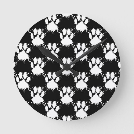 White Dog Paw Pattern met schilderplaat Ronde Klok (Voorkant)