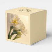 White Double Daffodils Spring Wedding Bedankdoosjes (Achterkant)