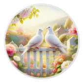 White Doves Cottage Garden Keramische Knop (Voorkant)