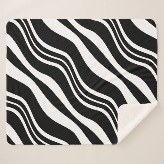 White en Black Diagonal Wavy Lines Pattern Sherpa Deken (Voorkant (horizontaal))