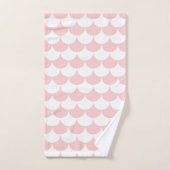 White en Blush Pink Scallop Bad Handdoek (Handdoek)
