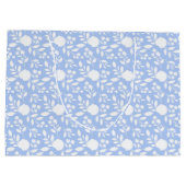 White en Light Blue Floral Large Gift Bag Groot Cadeauzakje (Achterkant)