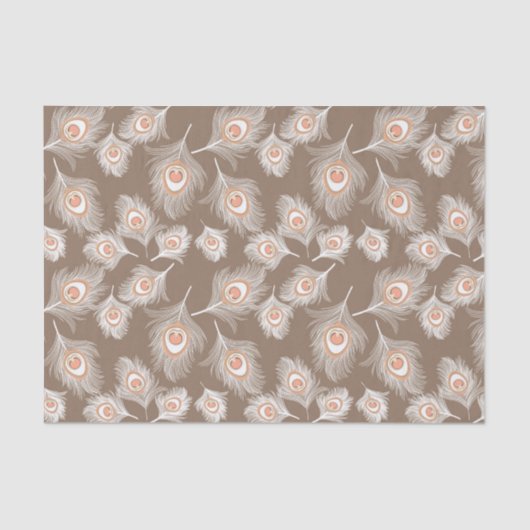 White en Peach Peacock Feathers op Taupe Tan Tissuepapier (Voorkant)