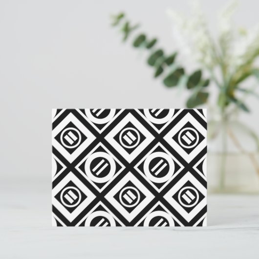 White Equal Sign Geometric Pattern op Black Briefkaart (Staand voorkant)