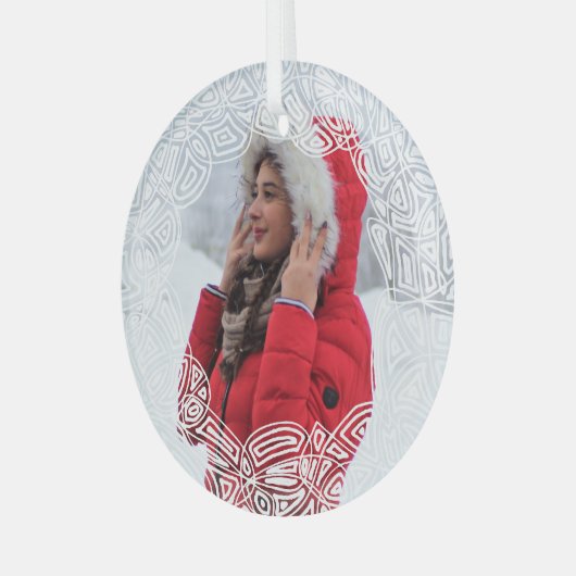 White Filigree Glass Ornament (Voorkant links)