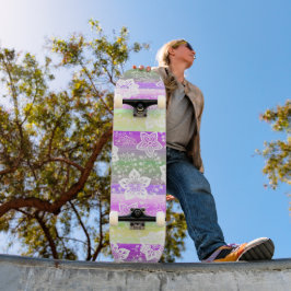White Floral Hot Pink Paarse Lime Green Stripes Skateboard