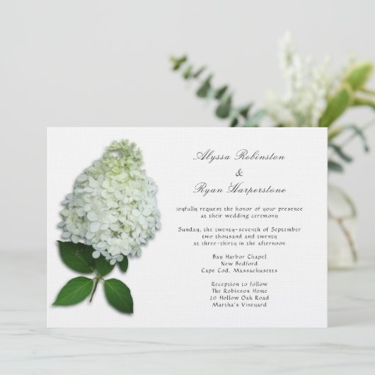 White Floral Hydrangea Wedding Invitations (Debout devant)
