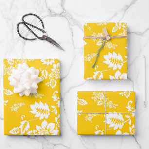 White Floral on Yellow Spring Background Inpakpapier Vel