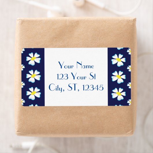 White Flower Pattern Thunder_Cove Etiket (Insitu)