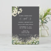 White Flowers Spring Wedding Invitation (Debout devant)