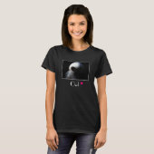 White Fuzzy Owl with Piercing Gaze T-shirt (Voorkant volledig)