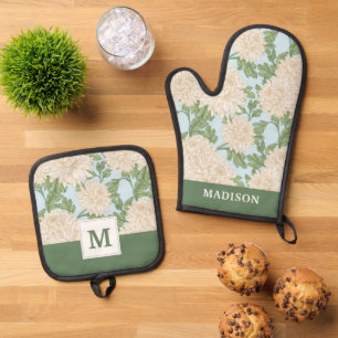 White Garden Mum Flower Pattern Ovenwant & Pannenlap Set