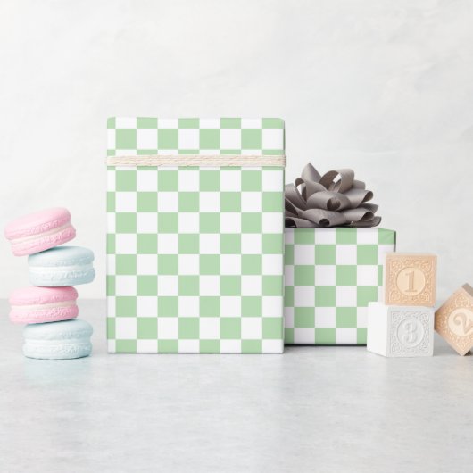 White & Green Checkerboard Wrapping Paper Roll Cadeaupapier (Baby Shower)