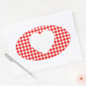 White Heart op Red Gingham Ovale Sticker (Envelop)