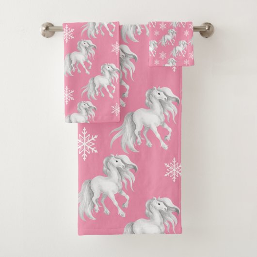 White Horses and Snowflakes Winter Pattern on Pink Bad Handdoek (Insitu)