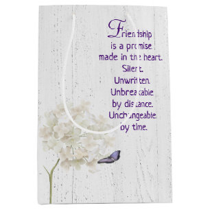 White Hydrangea and Butterfly on Wood Medium Cadeauzakje