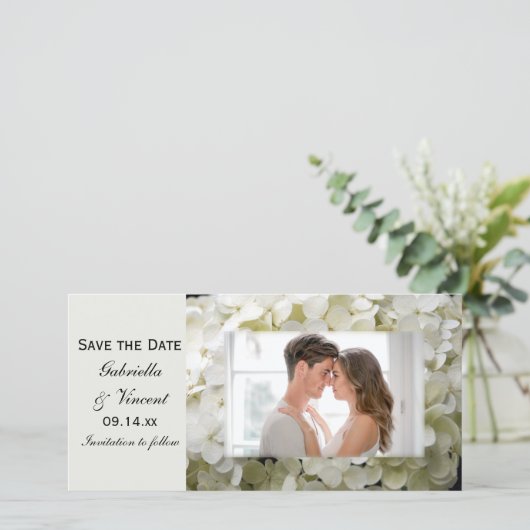 White Hydrangea Wedding Save the Date Photo Card (Staand voorkant)