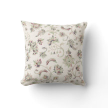 White Jacobean Floral Sierkussen