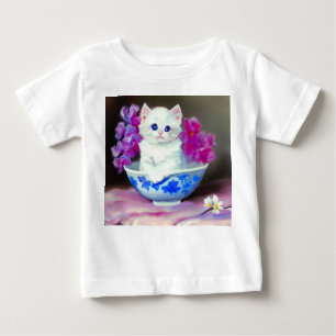 White Kitten met roze bloemen