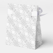 White Lace Monogrammed Wedding Bedankdoosjes (Achterkant)
