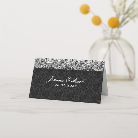 White Lace on Black Damask (Achterkant)