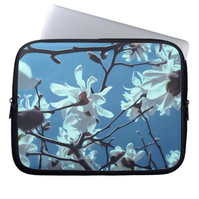White Magnolia Bloom Blue Sky Laptop Sleeve (Voorkant)