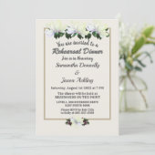 White Magnolia Greenery Wedding Rehearsal Dinner Kaart (Staand voorkant)