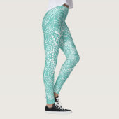 White Mandala Art Pattern over Light Blauwgroen Bl Leggings (Rechts)