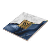White Marble Gilded Navy Blue Agate Monogram Tegeltje (Zijkant)