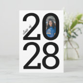 White Modern Class Jaar van en Foto Afstuderen Aankondiging (Staand voorkant)