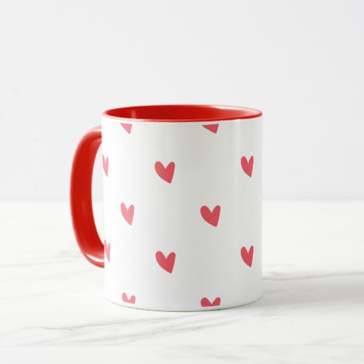 White Mug – Wavy Red Hearts Mok (Voorkant links)