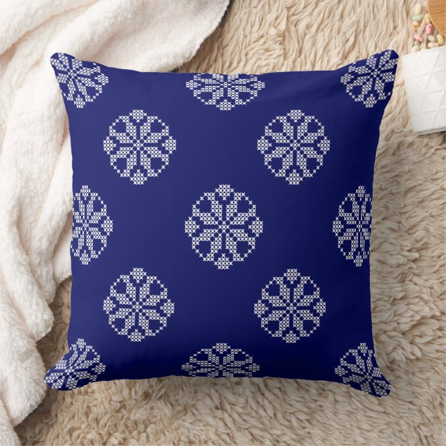 White & Navy Blue Modern Cross Stitch Lace Pattern Kussen (Deken)