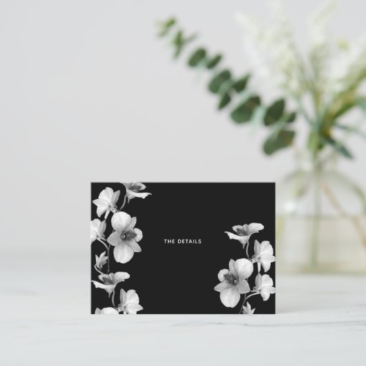 White Orchid on Black Enclosure Card Informatiekaartje (Staand voorkant)