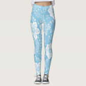 White Paisley Flowers Art Pattern on Light Blue Leggings (Voorkant)
