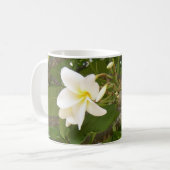 White Plumeria Cofee Mok (Voorkant links)