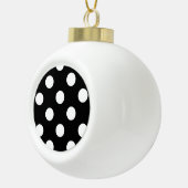 White Polka Dot on Black Pattern Keramische Bal Ornament (Rechts)